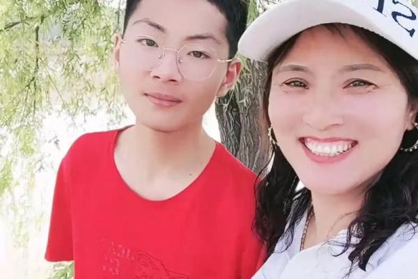 五一节：家庭聚会，感受节日温馨