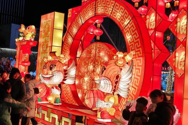 元宵节：灯火辉煌，体验民俗之美